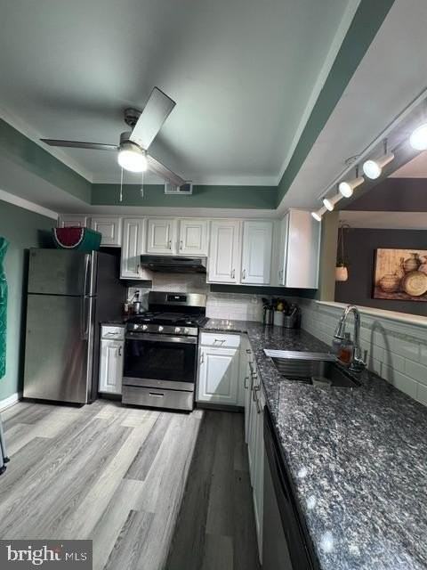 147 Woodlake Dr - Photo 2 of 14