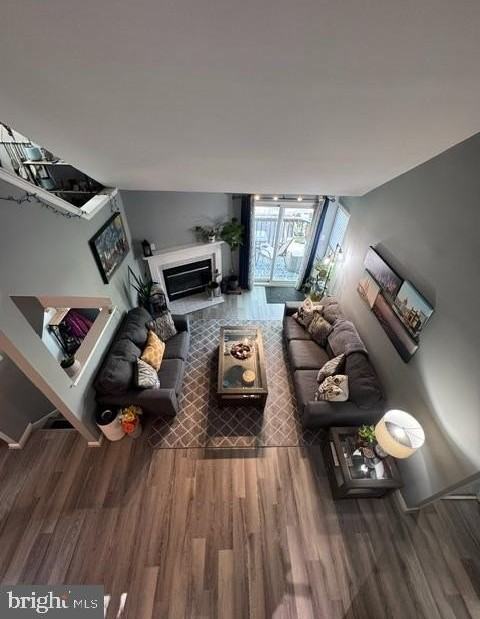 147 Woodlake Dr - Photo 4 of 14
