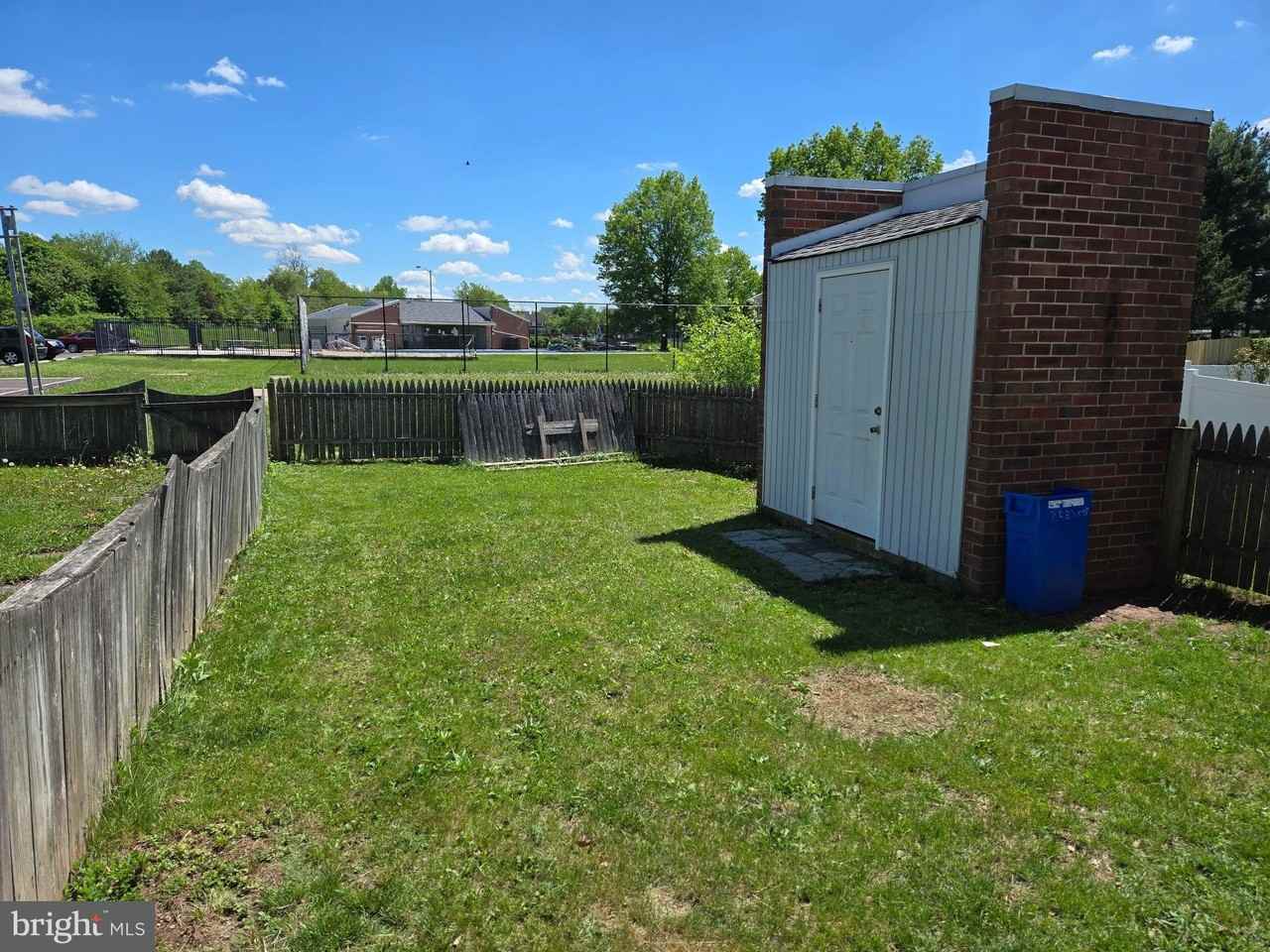 258 Violet Ct - Photo 3 of 19