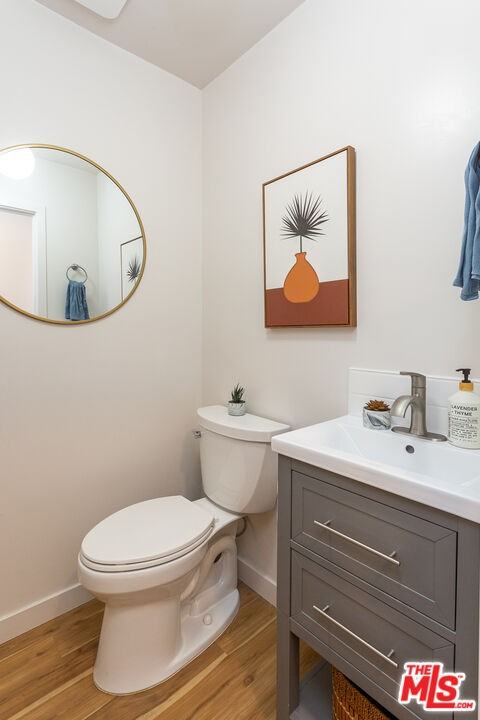 1617 S Beverly Glen Blvd #102 - Photo 4 of 8