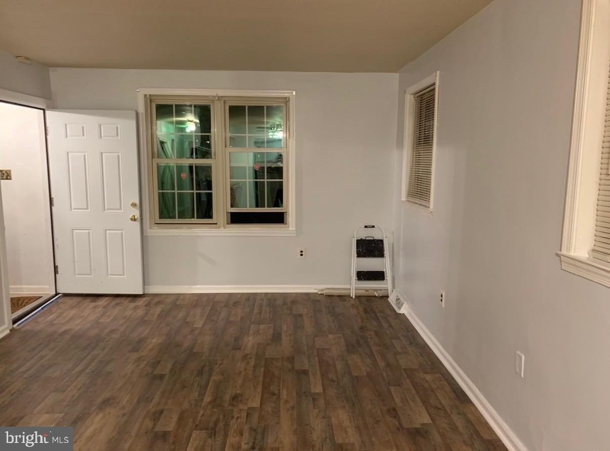 200 Prospect Ave - Photo 6 of 10