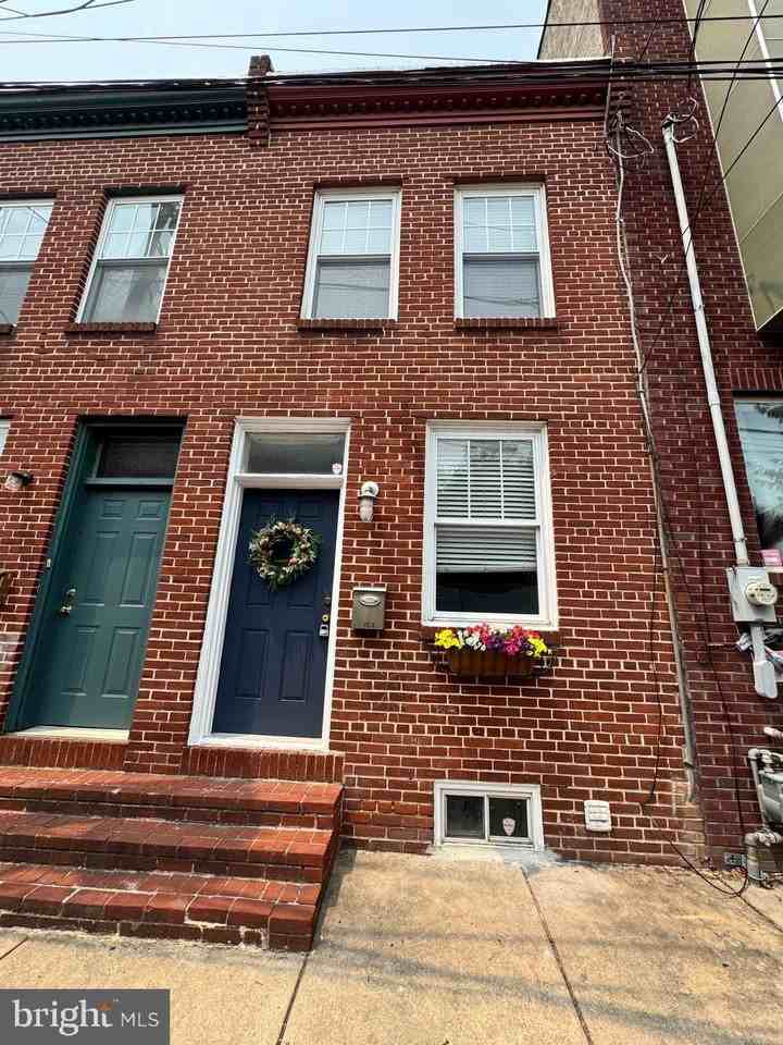 928 N Bambrey St - Photo 3 of 27