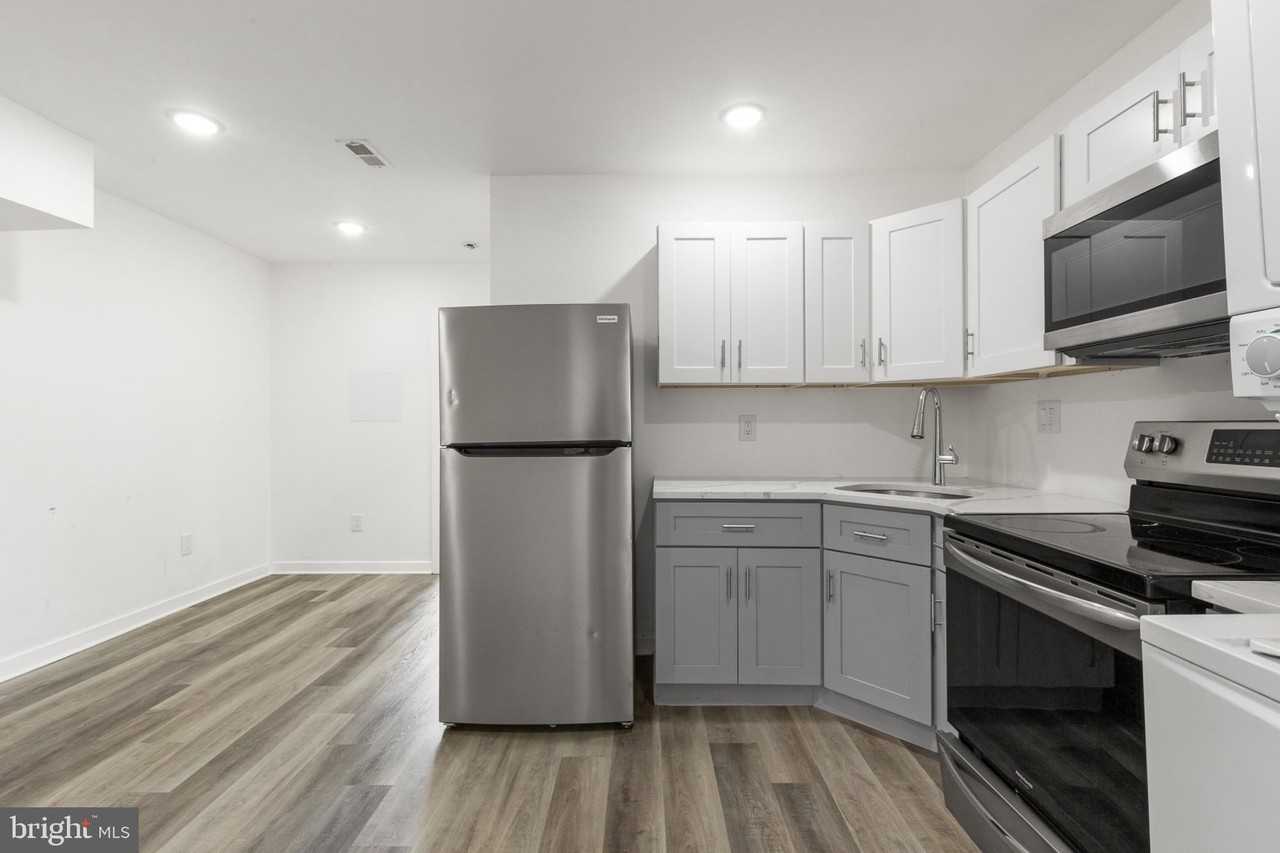 2550 Kensington Ave #3 - Photo 3 of 18