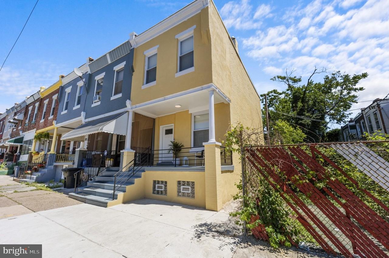 1310 Narragansett St - Photo 2 of 42