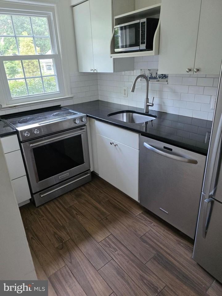 2908 13th Rd S #102 - Photo 3 of 14