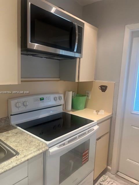3730 Percival Ave - Photo 6 of 8