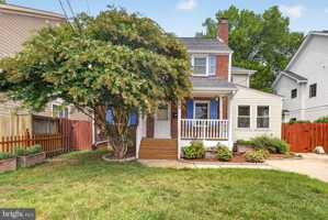 featured image of 4705 22nd St N