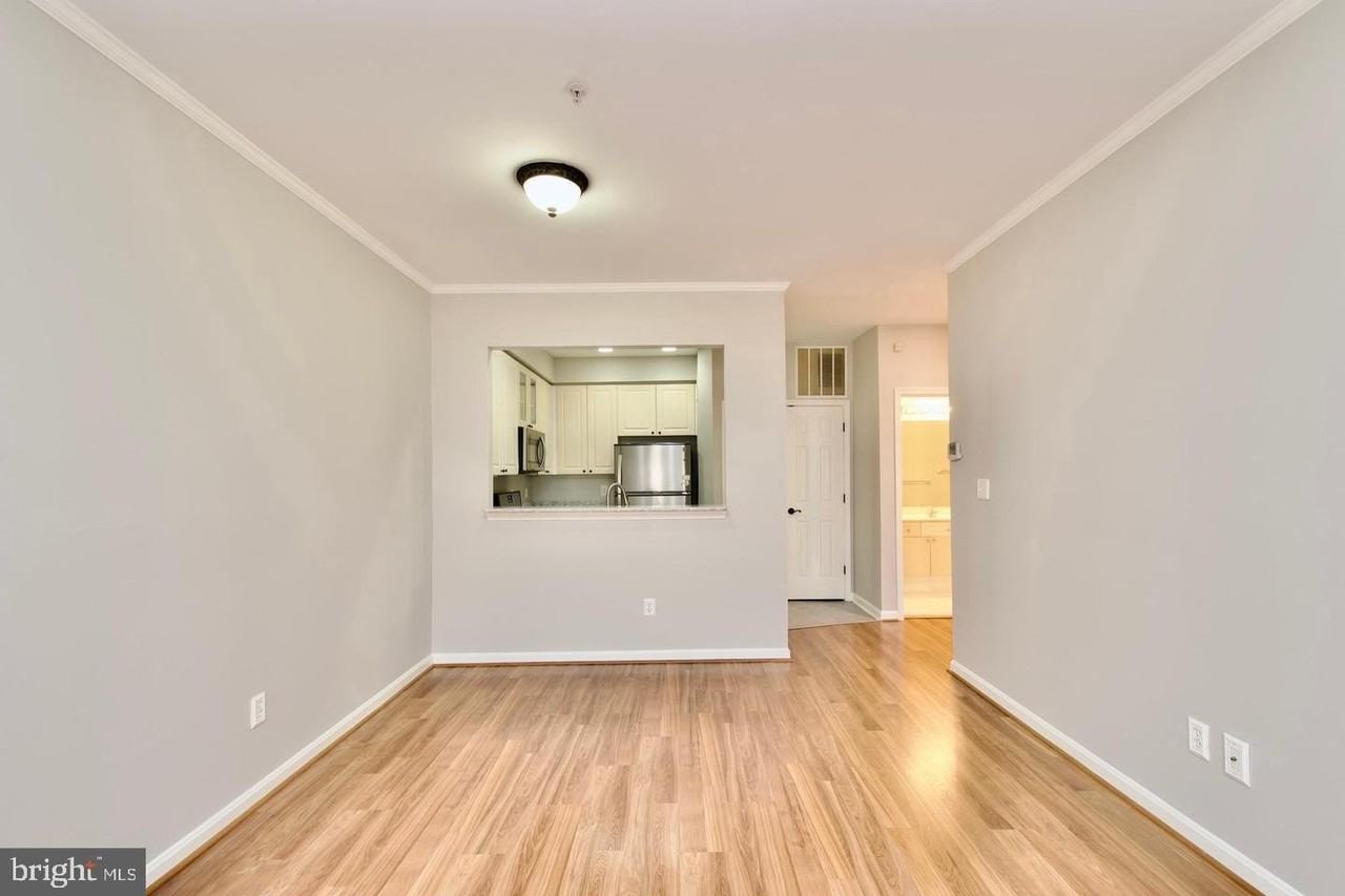 2324 Henshaw Pl #3 - Photo 7 of 30