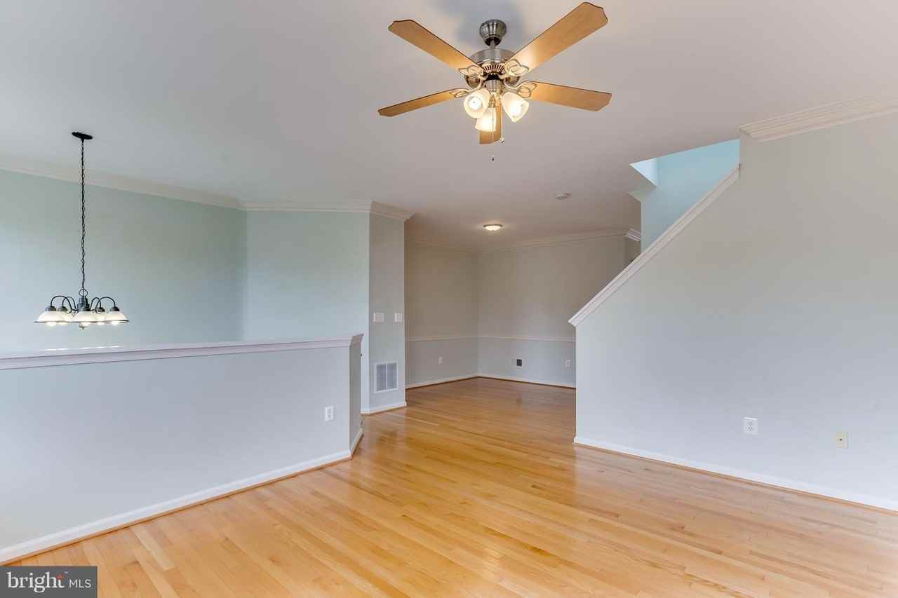 1014 Hampton St - Photo 5 of 29