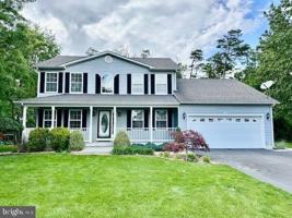 featured image of 700 S Lakeview Dr