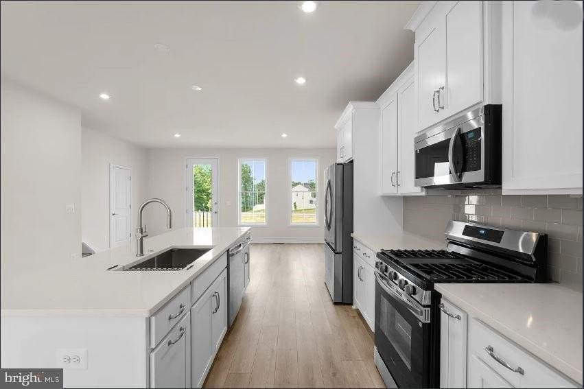 112 Galaxy Pl - Photo 6 of 39