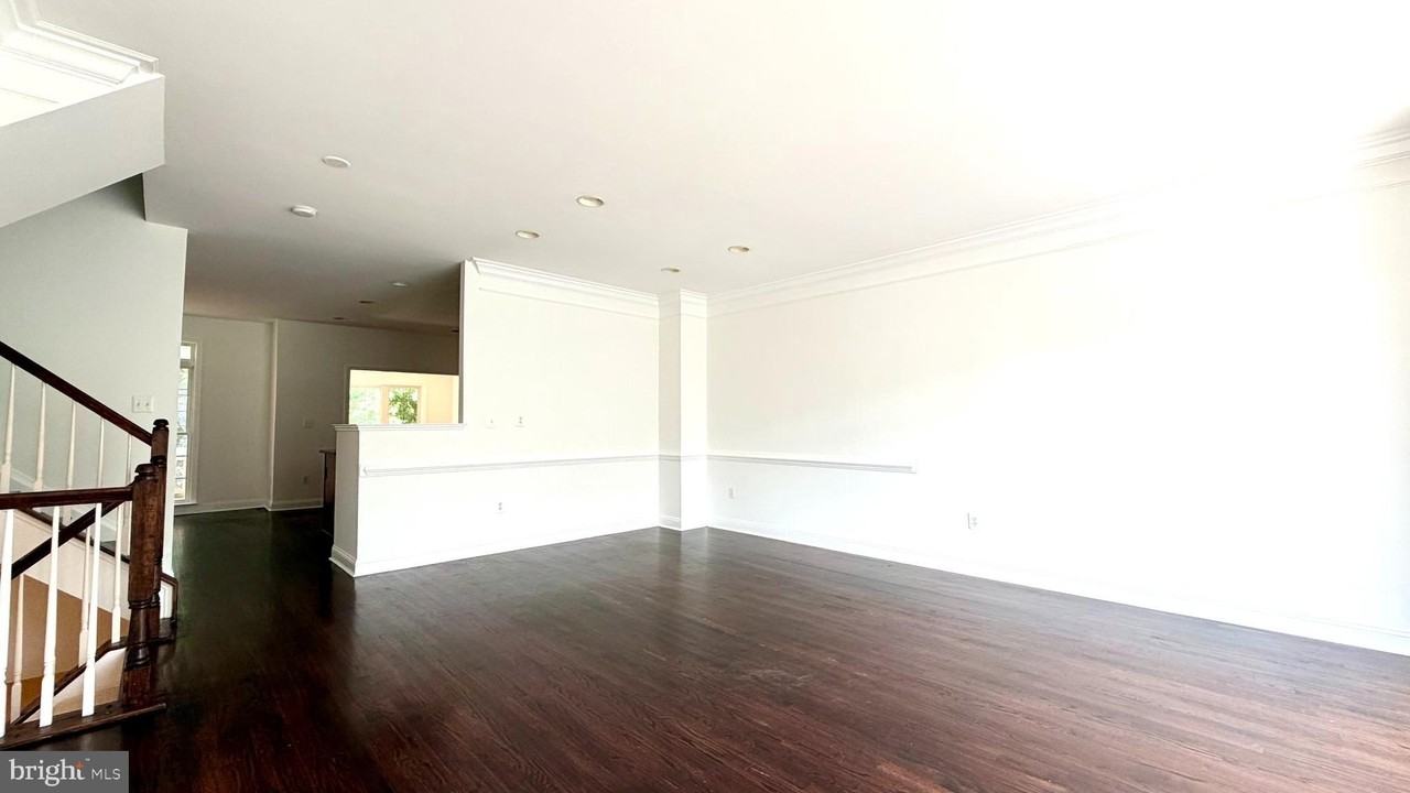 4208 Upper Park Dr - Photo 4 of 21