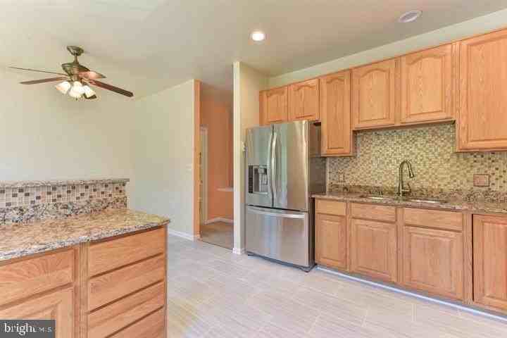2454 Sugar Mill Way - Photo 2 of 16