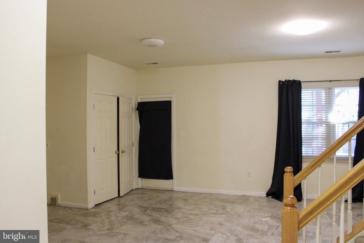 2454 Sugar Mill Way - Photo 4 of 16