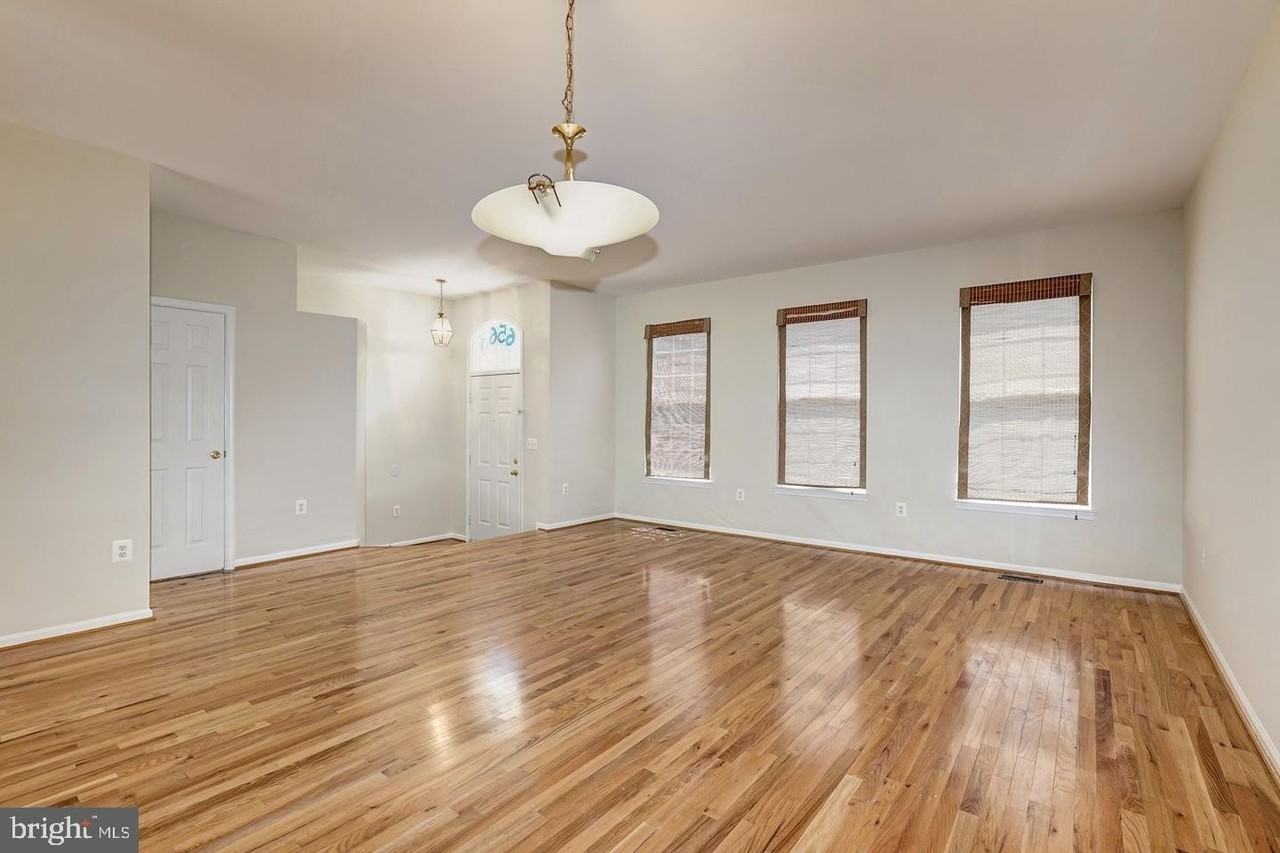 6563 Mckenna Way - Photo 2 of 32