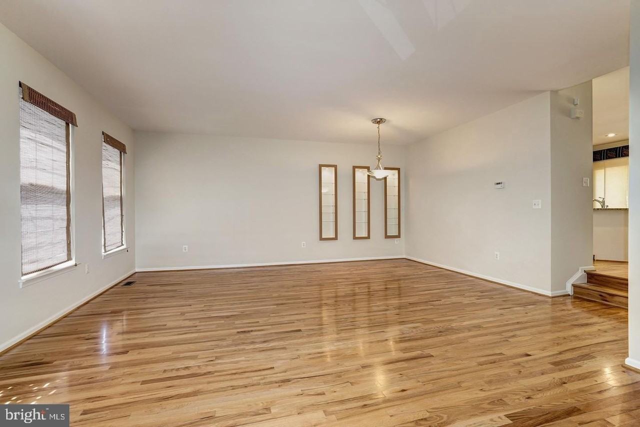 6563 Mckenna Way - Photo 4 of 32