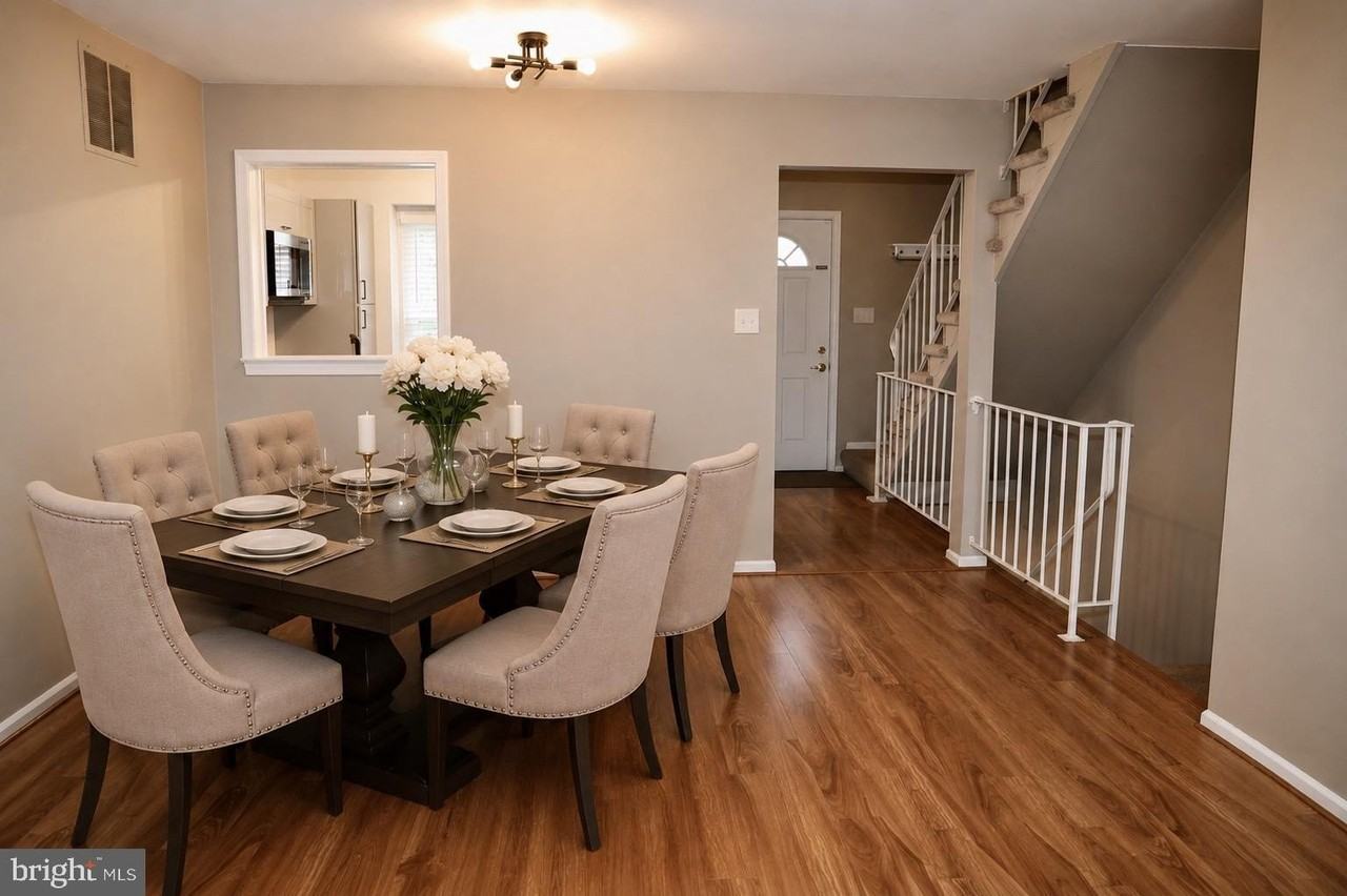 7942 Forest Path Way - Photo 3 of 31