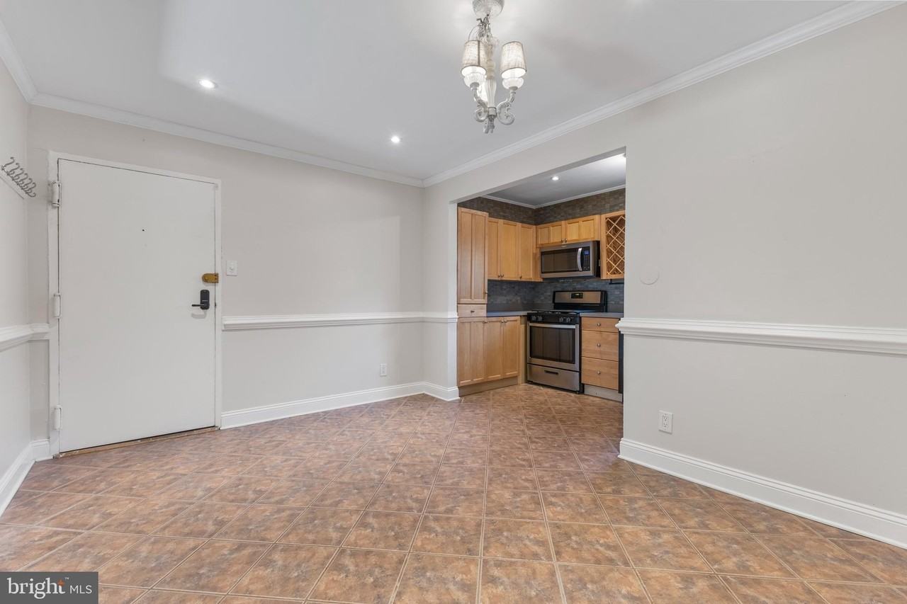 11611 Vantage Hill Rd #11B - Photo 7 of 26