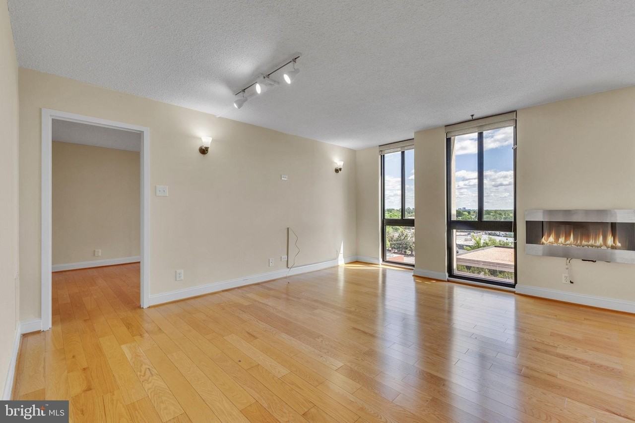 6800 Fleetwood Rd #1105 - Photo 2 of 35