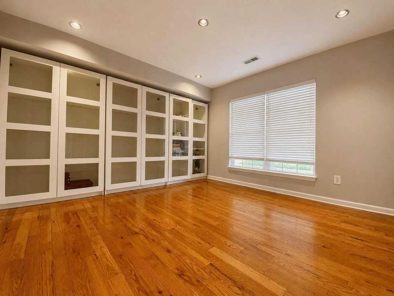 21002 Kittanning Ln - Photo 3 of 38
