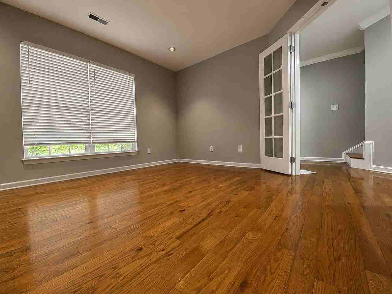 21002 Kittanning Ln - Photo 4 of 38