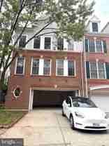 46190 Walpole Ter - Photo 1 of 1