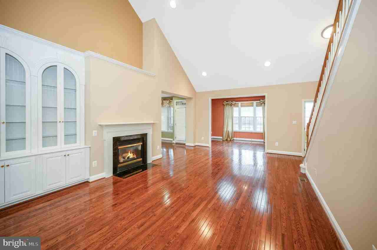 13784 Charismatic Way - Photo 6 of 47