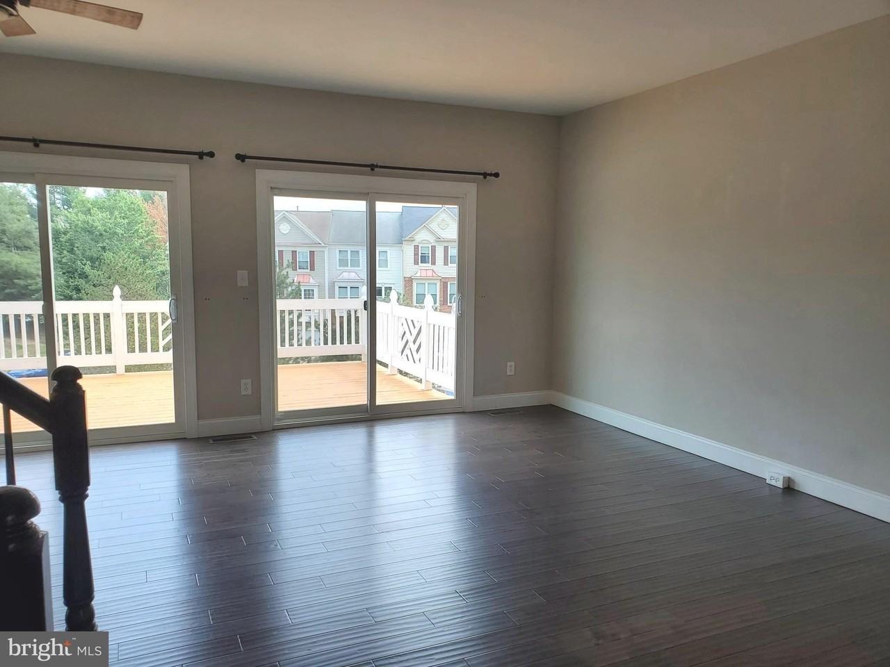3983 Hartlake St - Photo 5 of 26