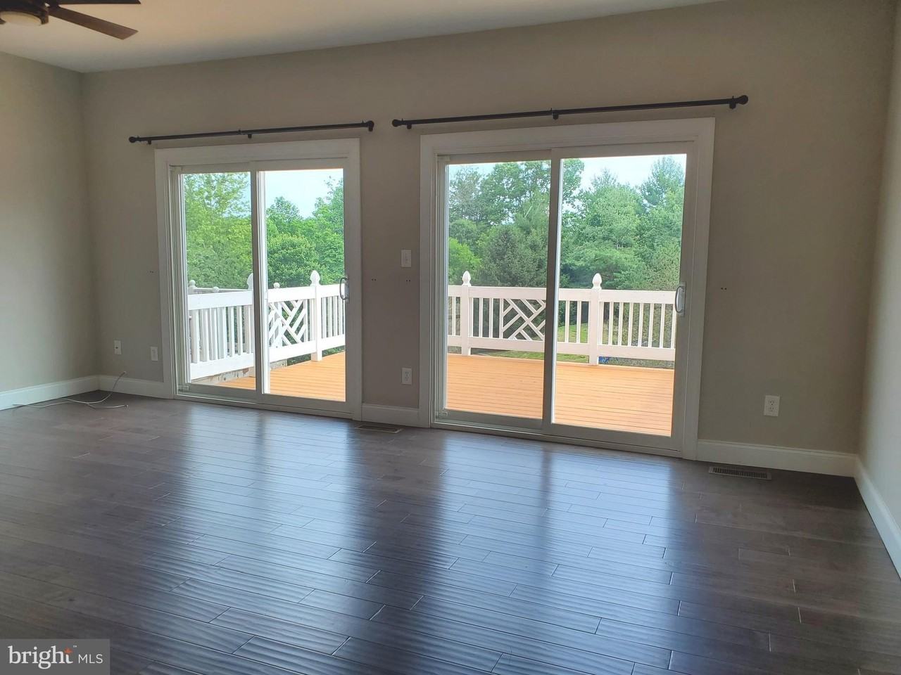 3983 Hartlake St - Photo 6 of 26