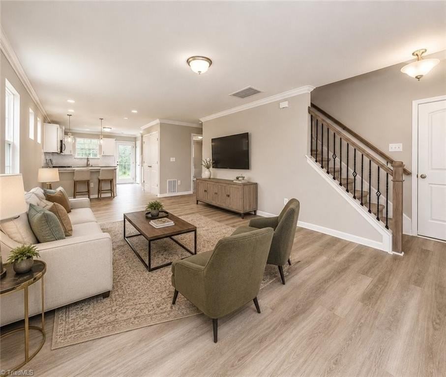 4020 Winding Vine Ln - Photo 2 of 7