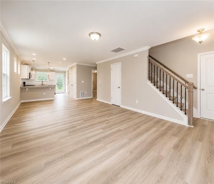 4020 Winding Vine Ln - Photo 3 of 7