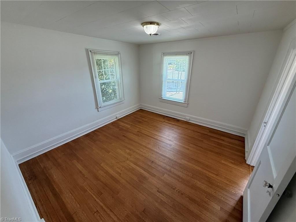 1525 W First Street - Photo 7 of 12