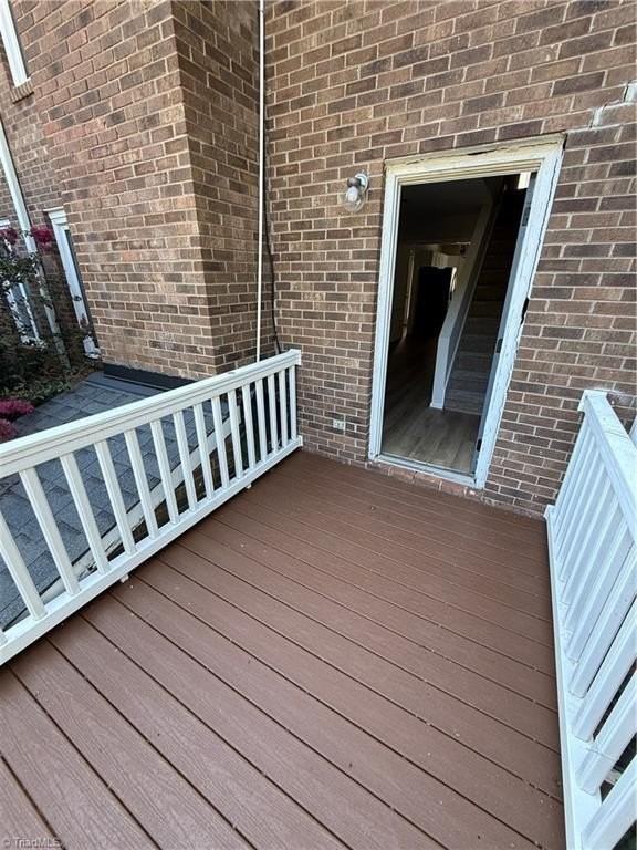 1905 Winding Ridge Rd - Photo 3 of 22