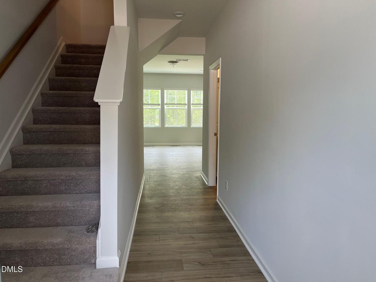 2320 Sun Vibes Way - Photo 2 of 29