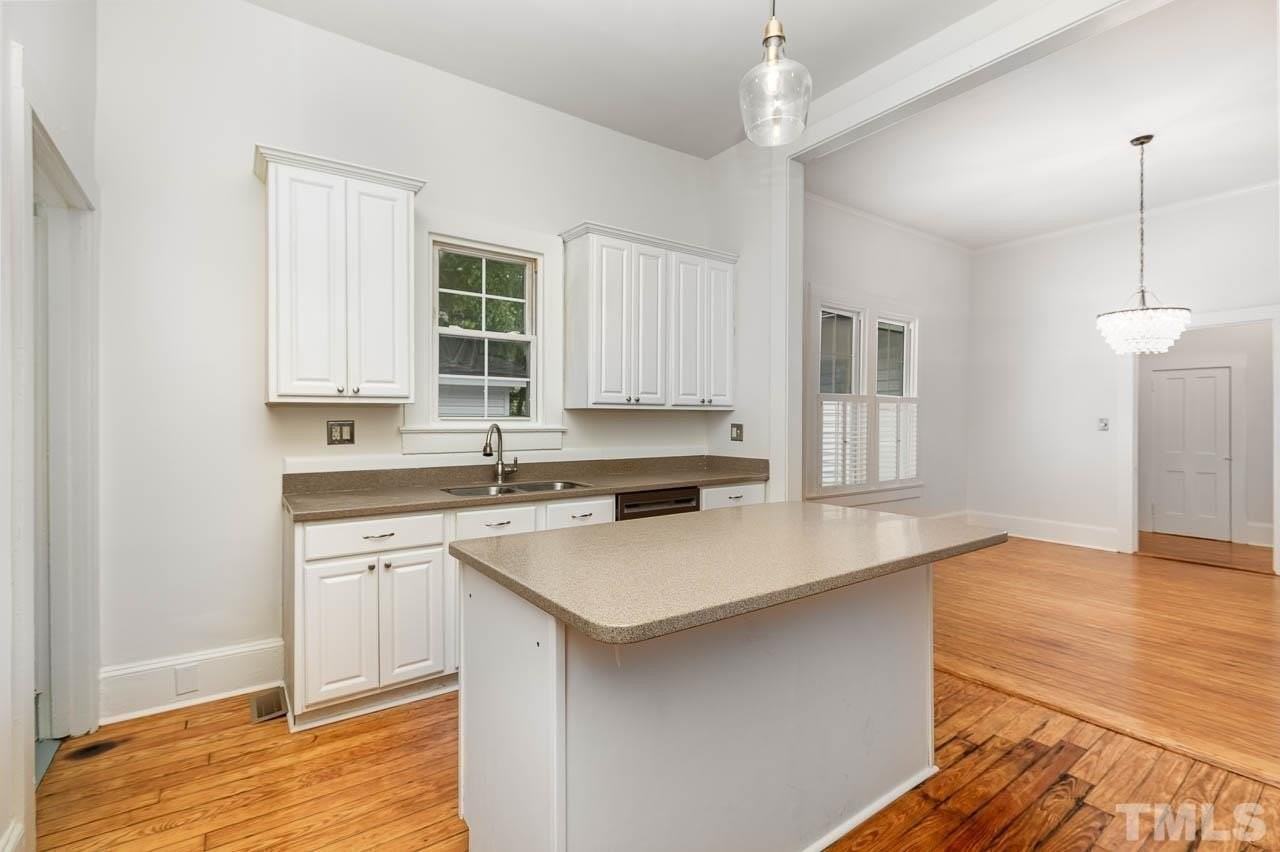 312 E Church St - Photo 6 of 17