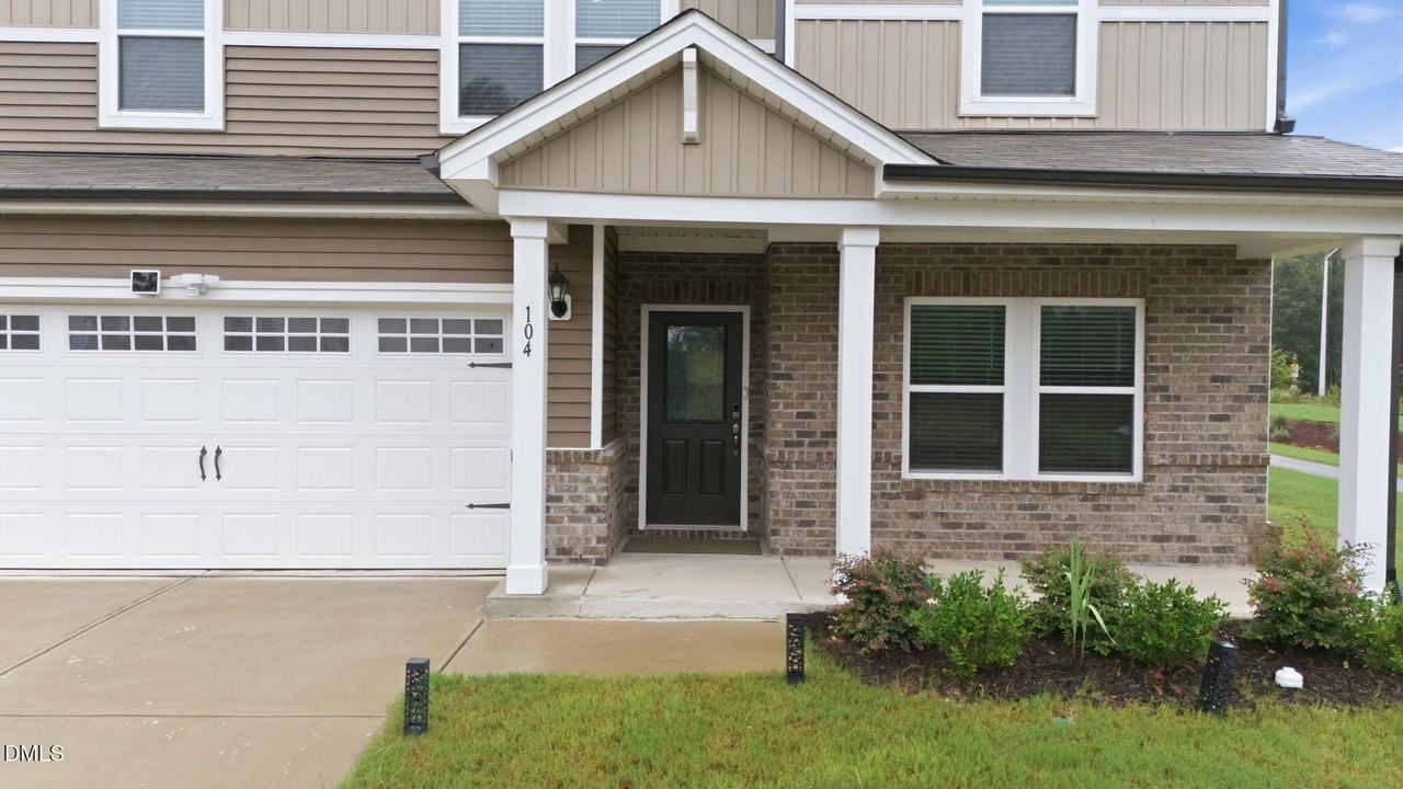104 Acorn Grove Rd - Photo 4 of 50