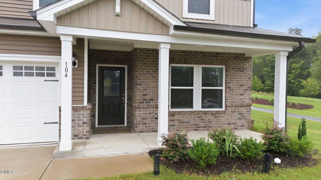 104 Acorn Grove Rd - Photo 5 of 50