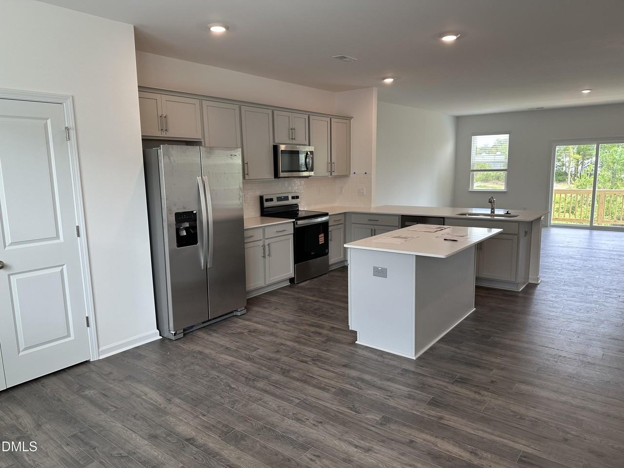 701 Grafton Forest Ln - Photo 4 of 6