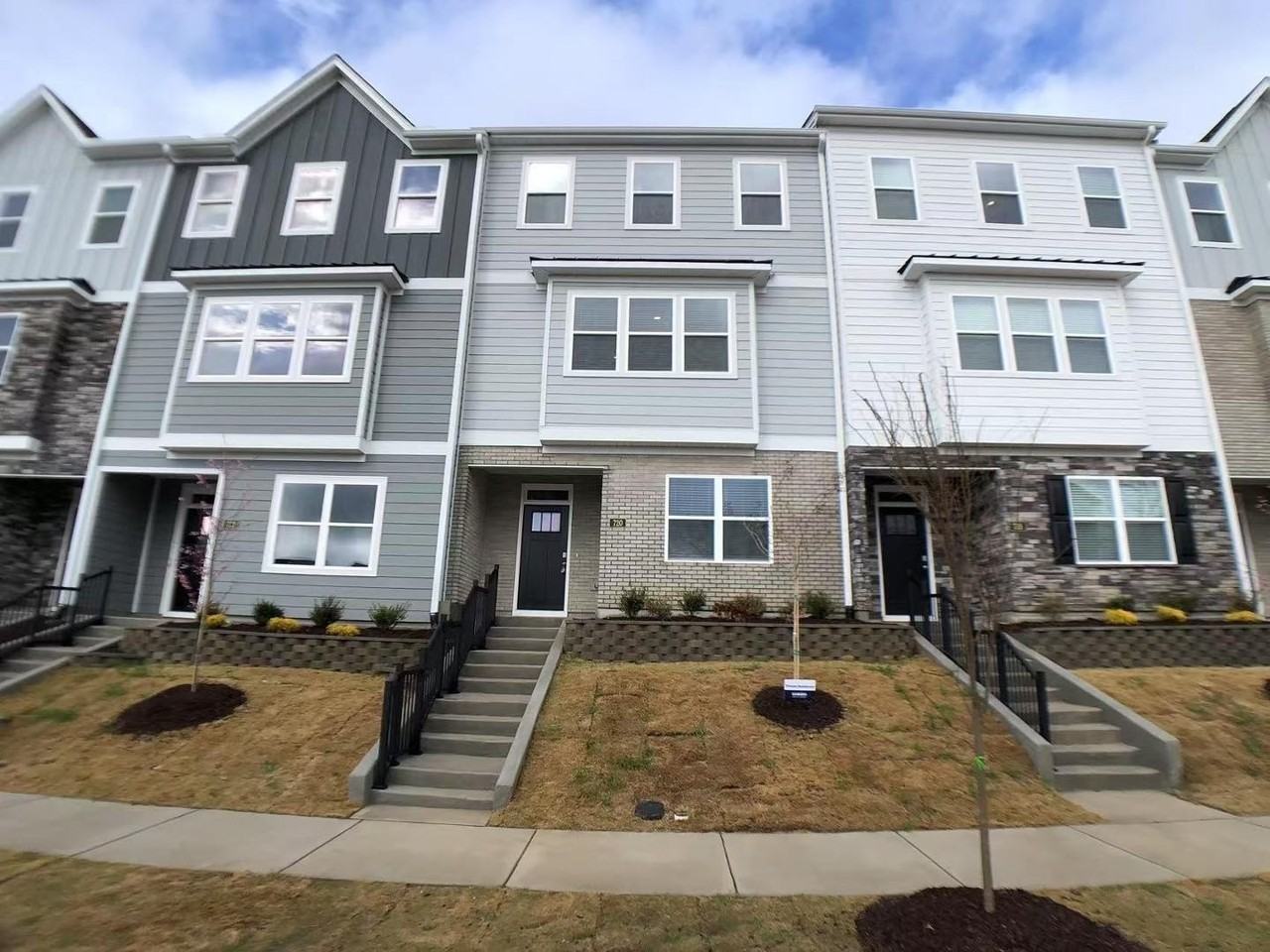 720 Dorset Stream Dr