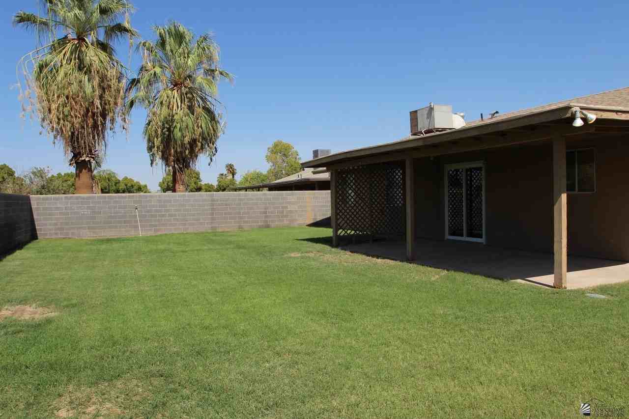 4563 W 18th Ln - Photo 3 of 18