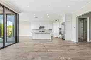 featured image of 110 Statura