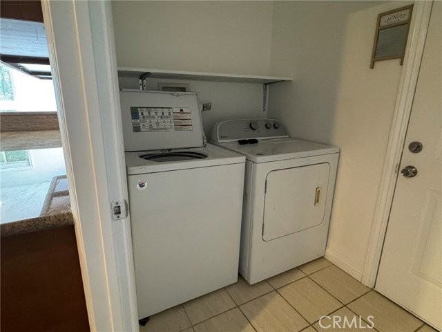 1041 W Acacia Ave - Photo 7 of 8