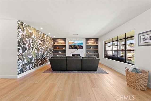 24701 Nympha Dr - Photo 6 of 8