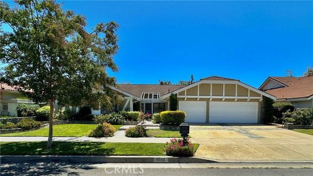 5514 E Crater Lake Ave - Photo 5 of 8