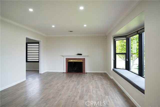 6343 Livia Ave - Photo 3 of 8