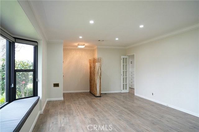 6343 Livia Ave - Photo 5 of 8