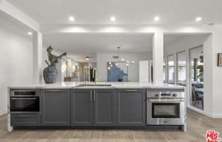 featured image of 4678 White Oak Ave