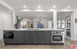 4678 White Oak Ave - Photo 1 of 1
