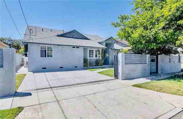 5657 Wilkinson Ave - Photo 4 of 8