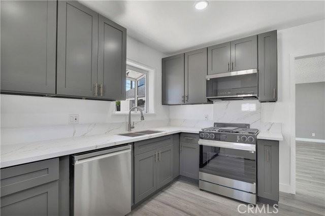 18234 Sugarman St - Photo 2 of 8